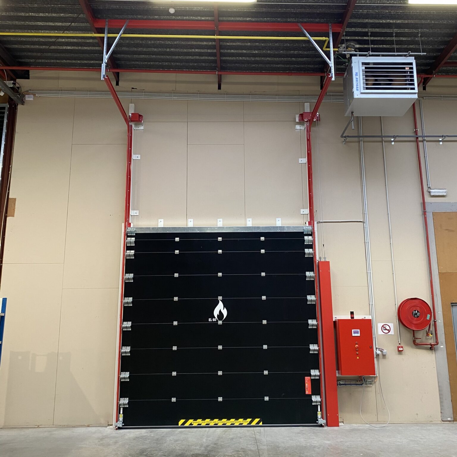 Brandwerende poort met pressure lock