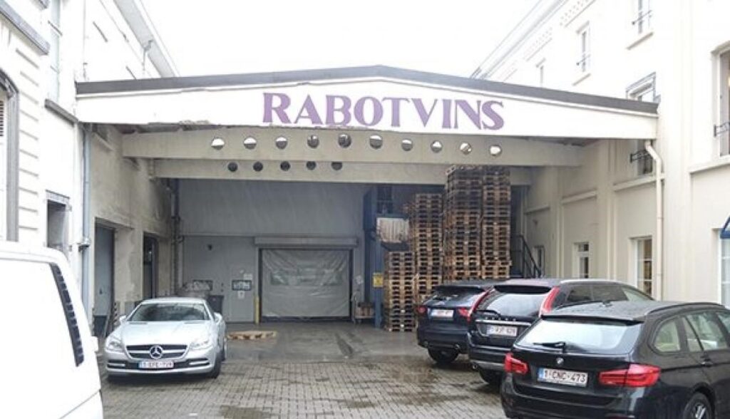 Hoofdgebouw Rabotvins in Nazareth